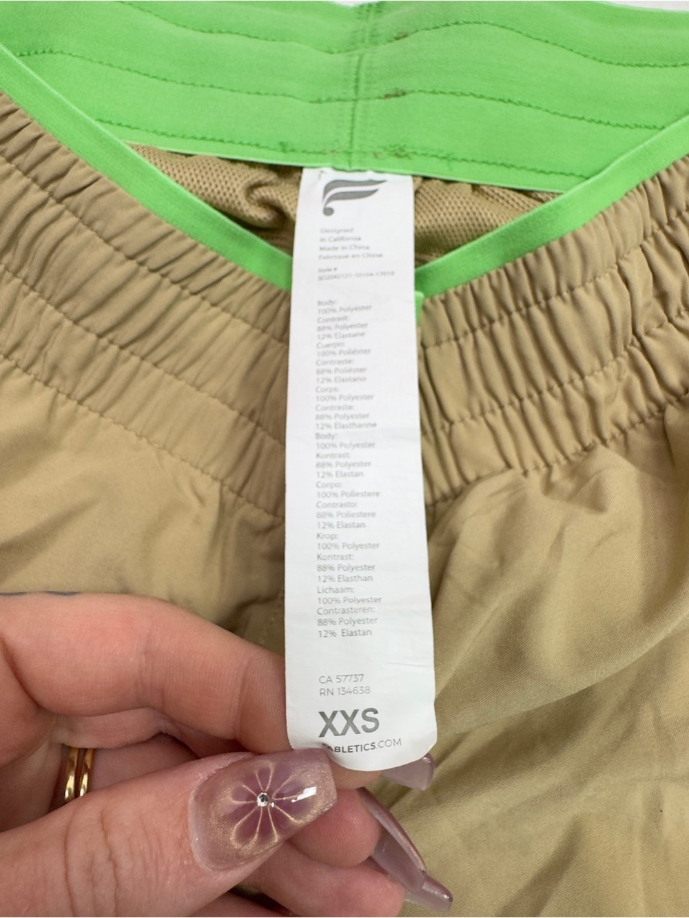 Fabletics Gym & Errands Outfit | Tan Athletic Shorts Crop Top Sports Bra Fitness - Picture 5 of 8